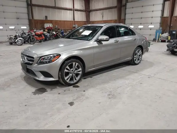 55SWF8EB6KU321044 2019 MERCEDES-BENZ C-KLASSE - Image 2