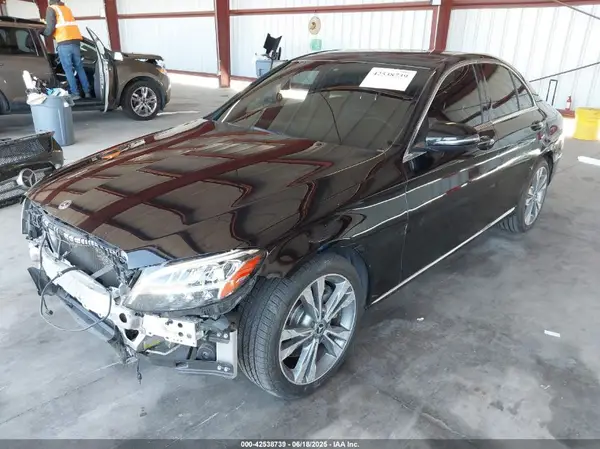 55SWF8EB7KU286692 2019 MERCEDES-BENZ C-KLASSE - Image 2