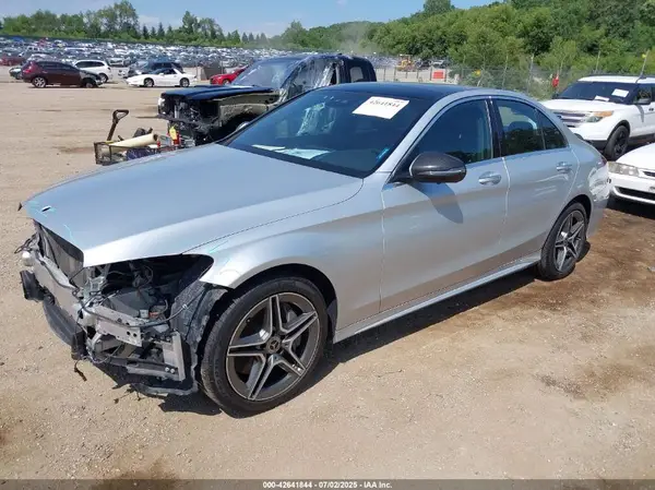 55SWF8EB7KU293139 2019 MERCEDES-BENZ C-KLASSE - Image 2
