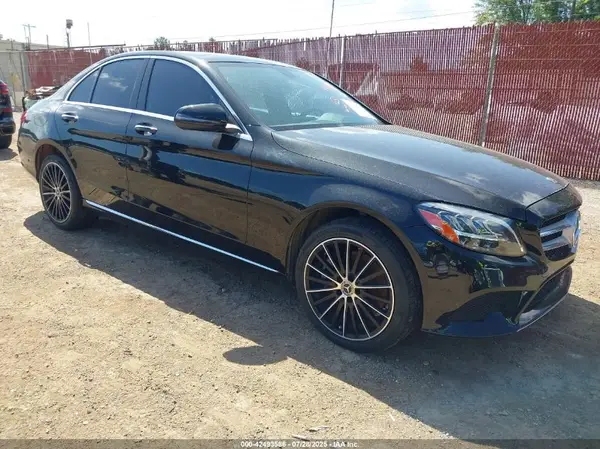 55SWF8EB7KU317939 2019 MERCEDES-BENZ C-KLASSE - Image 1