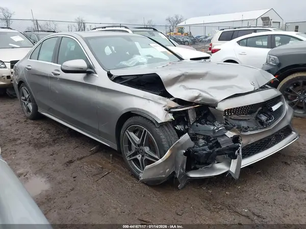 55SWF8EB7LU329266 2020 MERCEDES-BENZ C-KLASSE - Image 1