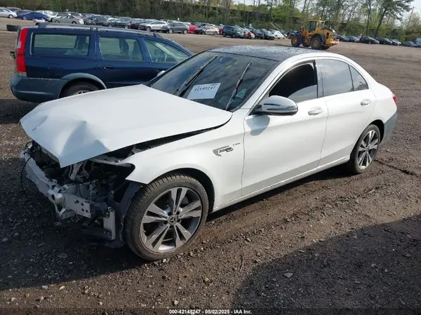 55SWF8EB8KU298995 2019 MERCEDES-BENZ C-KLASSE - Image 2