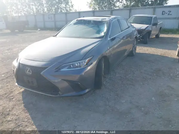 58AB11D10MU002915 2021 LEXUS ES - Image 2