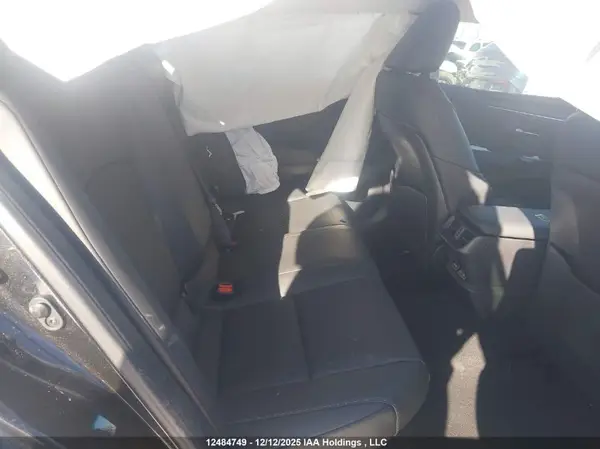 58AB21B10SU015550 2025 LEXUS ES - Image 8