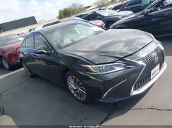 58AB21B11KU003200 2019 LEXUS ES