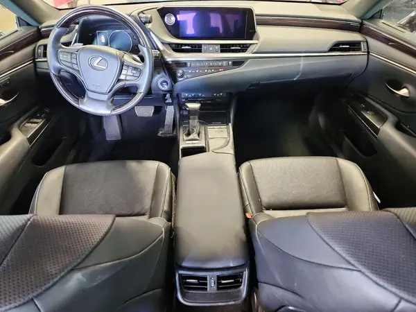 58AB21B12KU002864 2019 LEXUS ES - Image 8