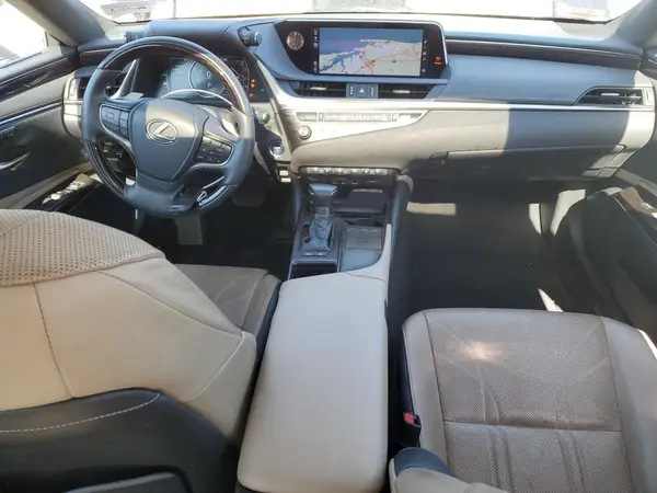 58AB21B12KU003769 2019 LEXUS ES - Image 8