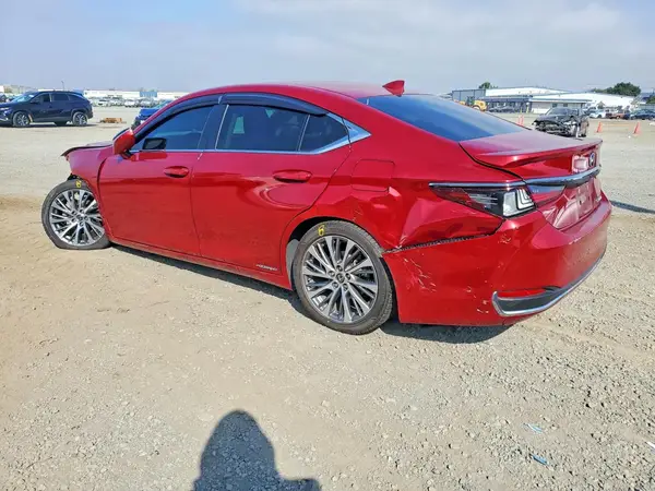 58AB21B12KU004050 2019 LEXUS ES - Image 2