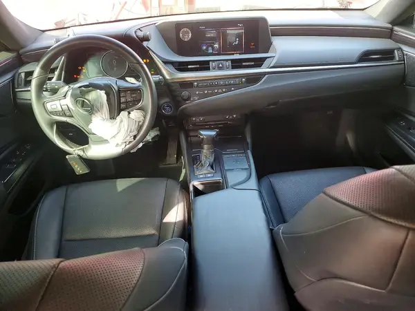 58AB21B12KU004050 2019 LEXUS ES - Image 8