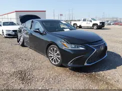 58AB21B13KU002081 2019 LEXUS ES