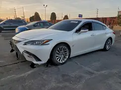 58AB21B14KU003434 2019 LEXUS ES