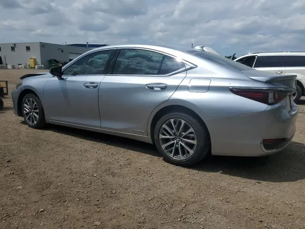58AB21B15NU013524 2022 LEXUS ES - Image 2
