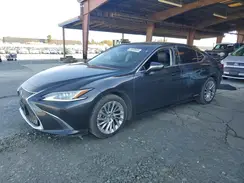 58AB21B16KU001149 2019 LEXUS ES