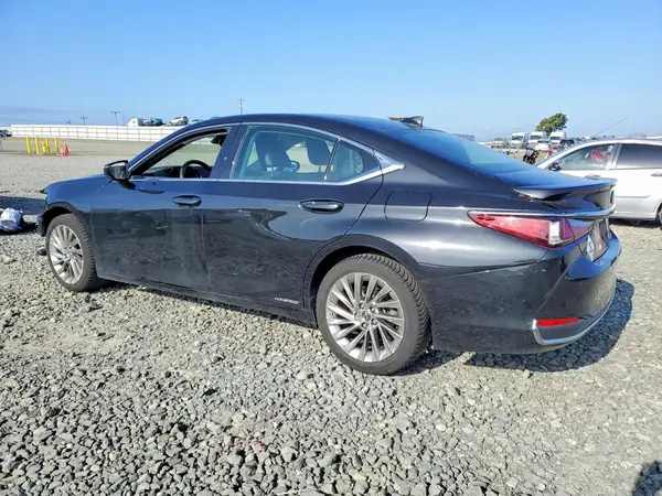 58AB21B16KU001362 2019 LEXUS ES - Image 2
