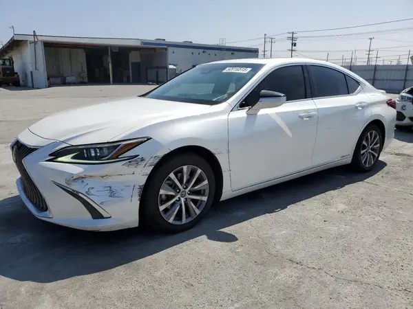 58AB21B16KU002110 2019 LEXUS ES - Image 1
