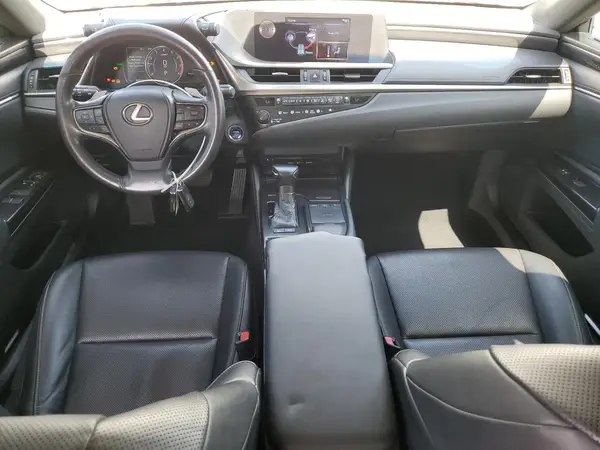 58AB21B16KU002110 2019 LEXUS ES - Image 8