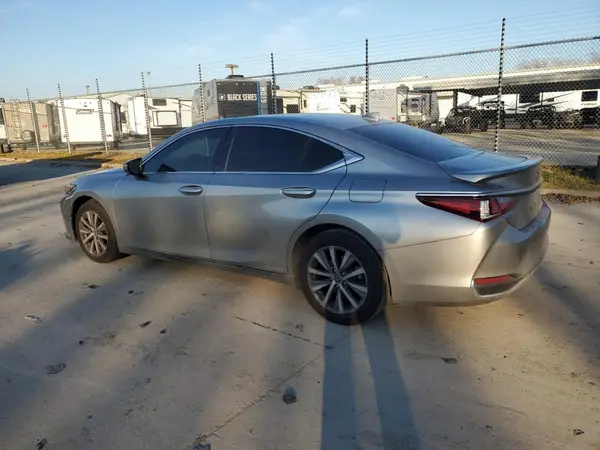 58AB21B16KU002771 2019 LEXUS ES - Image 2
