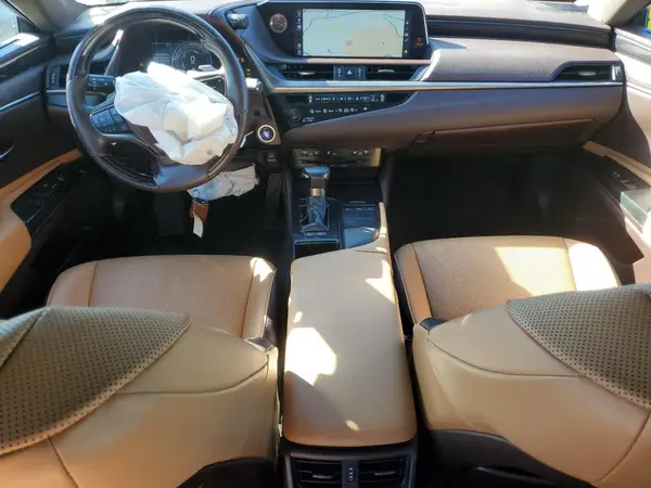 58AB21B18KU002741 2019 LEXUS ES - Image 8