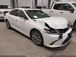 58AB21B18MU013001 2021 LEXUS ES