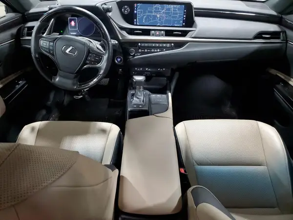 58AB21B19KU001193 2019 LEXUS ES - Image 8