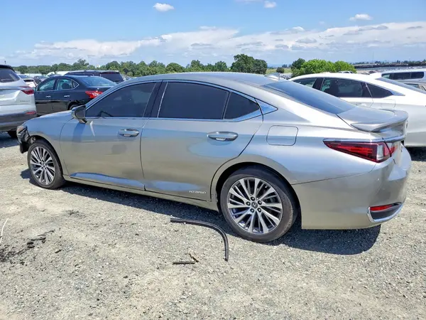 58AB21B19KU001243 2019 LEXUS ES - Image 2