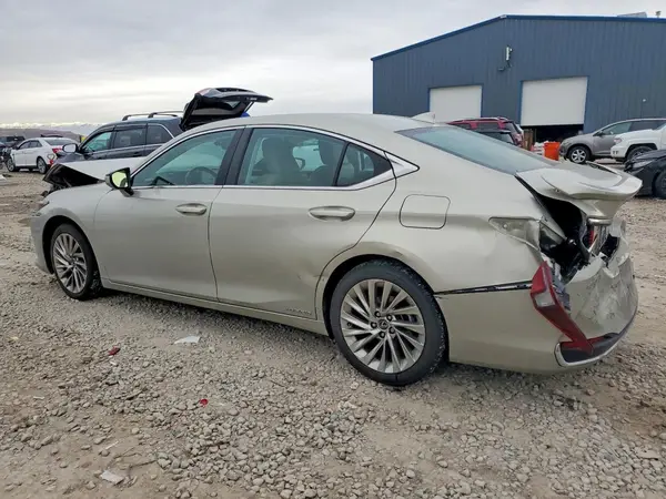 58AB21B19KU003283 2019 LEXUS ES - Image 2