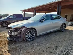 58AB21B1XKU002093 2019 LEXUS ES