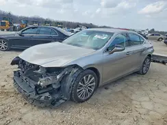 58AB21B1XKU003518 2019 LEXUS ES