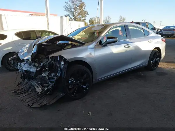 58ABA1C11RU042834 2024 LEXUS ES - Image 2