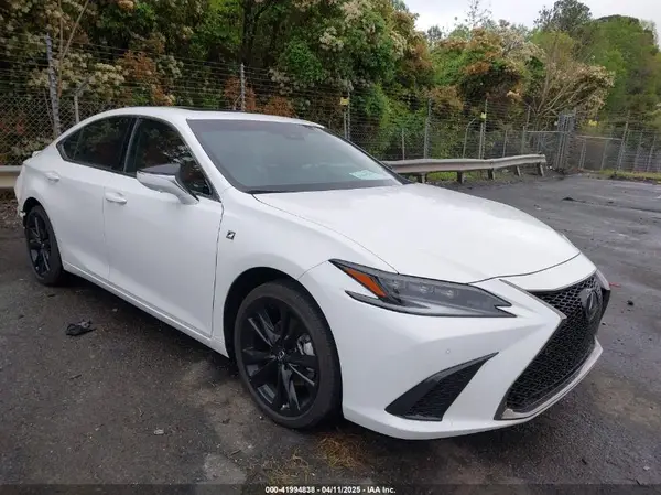 58ABA1C13RU038476 2024 LEXUS ES - Image 1