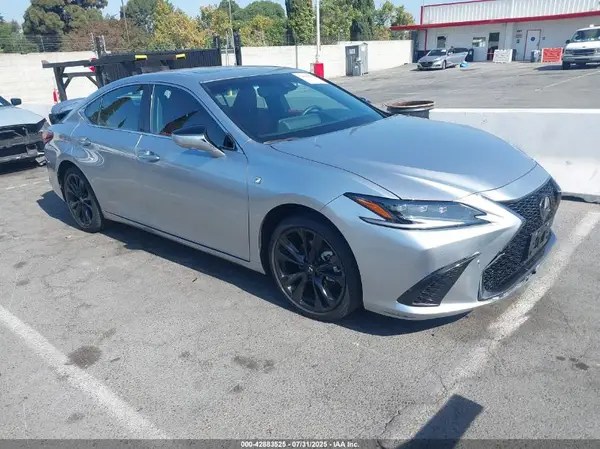 58ABA1C1XRU041486 2024 LEXUS ES - Image 1