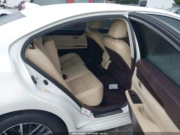 58ABK1GG0GU007372 2016 LEXUS ES - Image 8