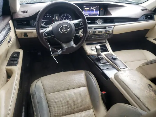 58ABK1GG0GU007775 2016 LEXUS ES - Image 8