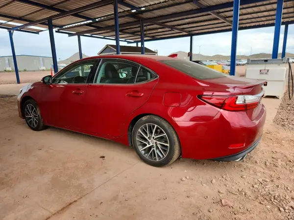 58ABK1GG0GU009784 2016 LEXUS ES - Image 2