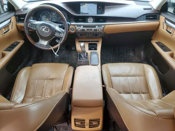 58ABK1GG0GU010031 2016 LEXUS ES - Image 8