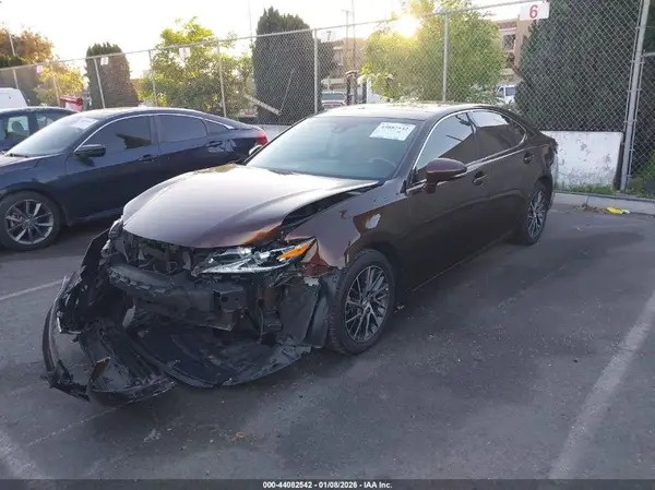 58ABK1GG0GU014497 2016 LEXUS ES - Image 2