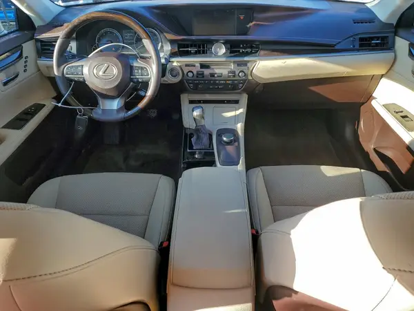58ABK1GG0GU018176 2016 LEXUS ES - Image 8