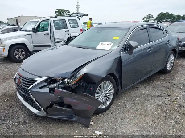 58ABK1GG0GU018324 2016 LEXUS ES - Image 2