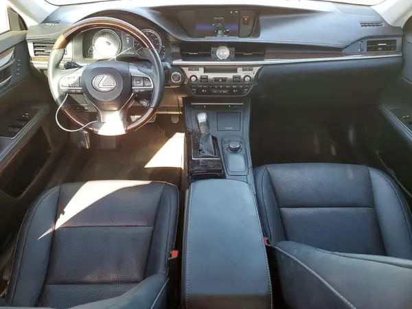 58ABK1GG0GU019117 2016 LEXUS ES - Image 8