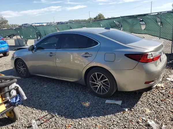 58ABK1GG0GU023023 2016 LEXUS ES - Image 2