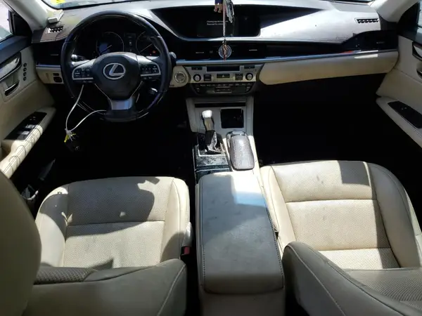 58ABK1GG0GU026830 2016 LEXUS ES - Image 8