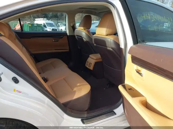 58ABK1GG0GU032241 2016 LEXUS ES - Image 8