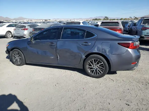 58ABK1GG0GU033521 2016 LEXUS ES - Image 2