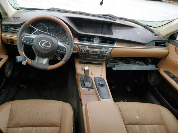 58ABK1GG0HU018826 2017 LEXUS ES - Image 8