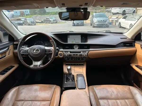 58ABK1GG0HU034945 2017 LEXUS ES - Image 8