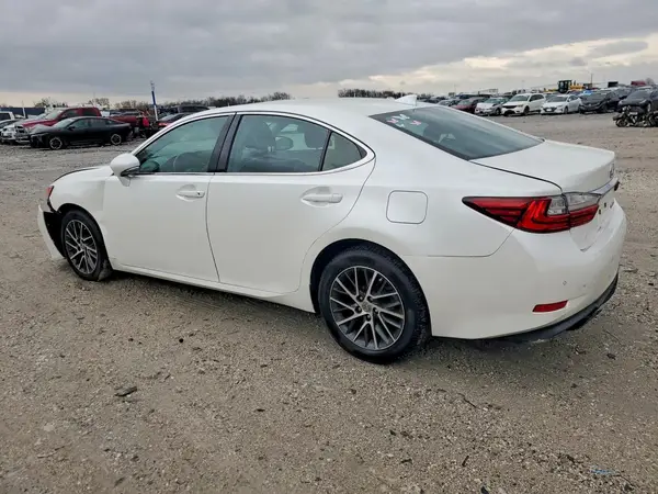 58ABK1GG0HU038509 2017 LEXUS ES - Image 2