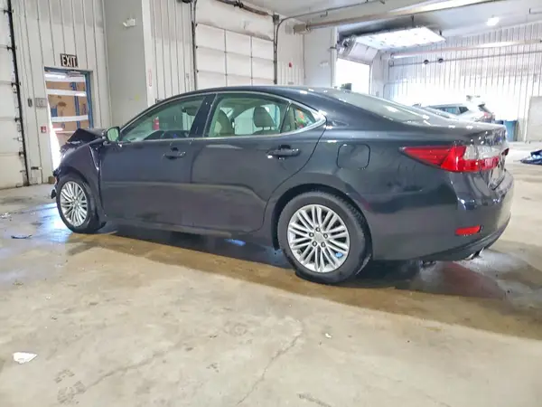 58ABK1GG0HU043631 2017 LEXUS ES - Image 2