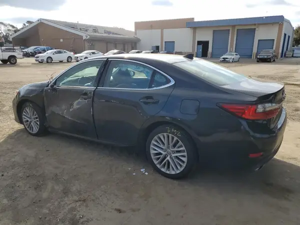 58ABK1GG0HU044312 2017 LEXUS ES - Image 2