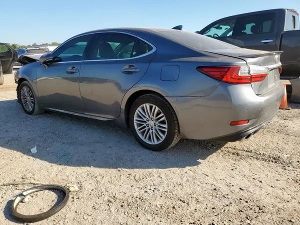 58ABK1GG0HU062454 2017 LEXUS ES - Image 2
