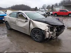 58ABK1GG0HU063216 2017 LEXUS ES